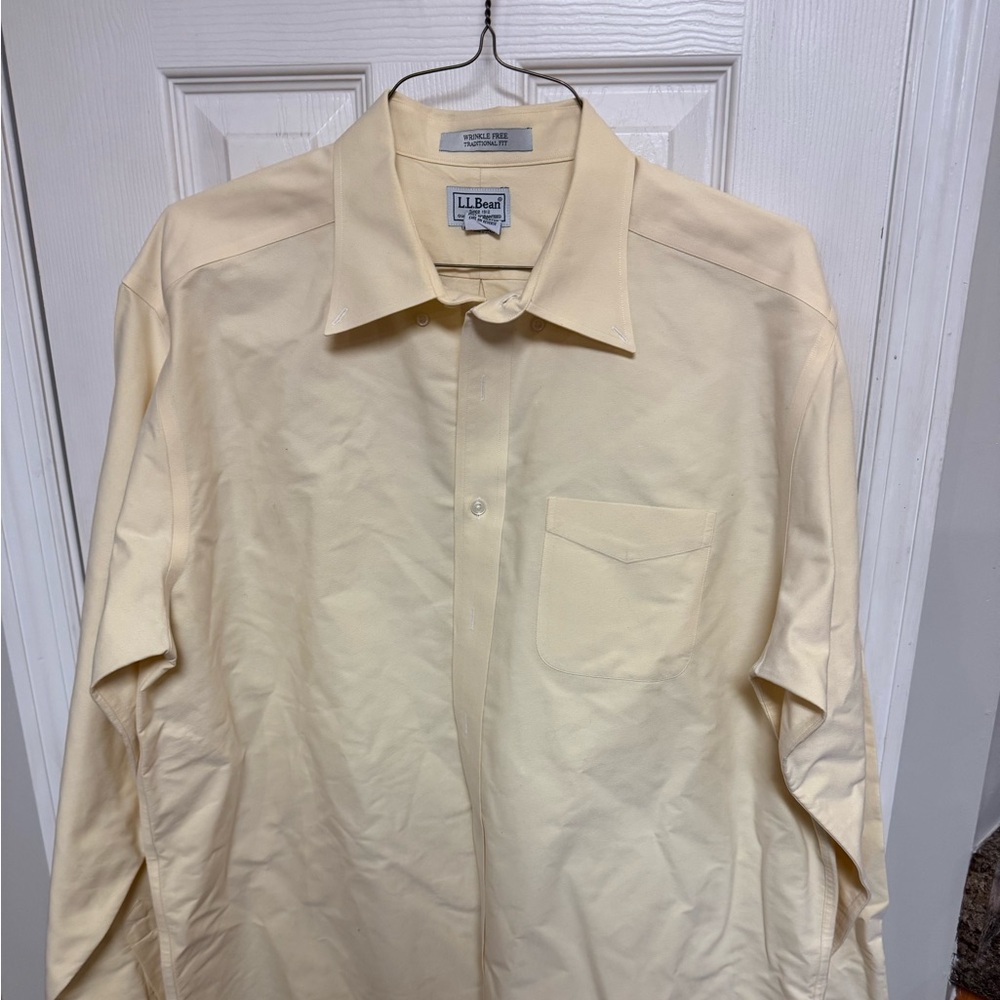LL Bean Oxford Dress Shirt Men’s 17-37 Button-Up Light Yellow Wrinkle Resistant